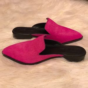 HOT PINK SLIP-ONS 💗 🔥
